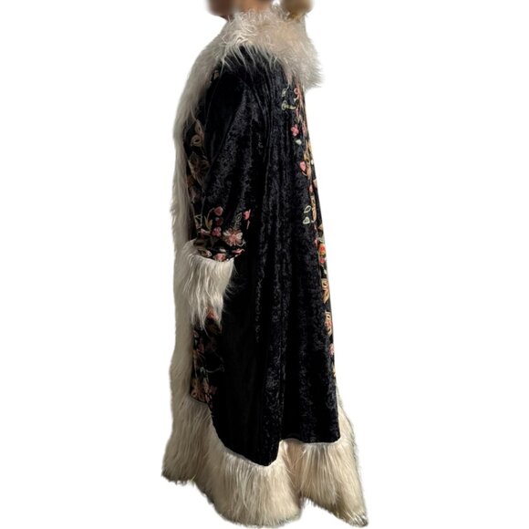 NEW Jennafer Grace Penny Lane Deluxe Velvet Embroidered Faux Fur Boho Coat XL - Picture 5 of 11